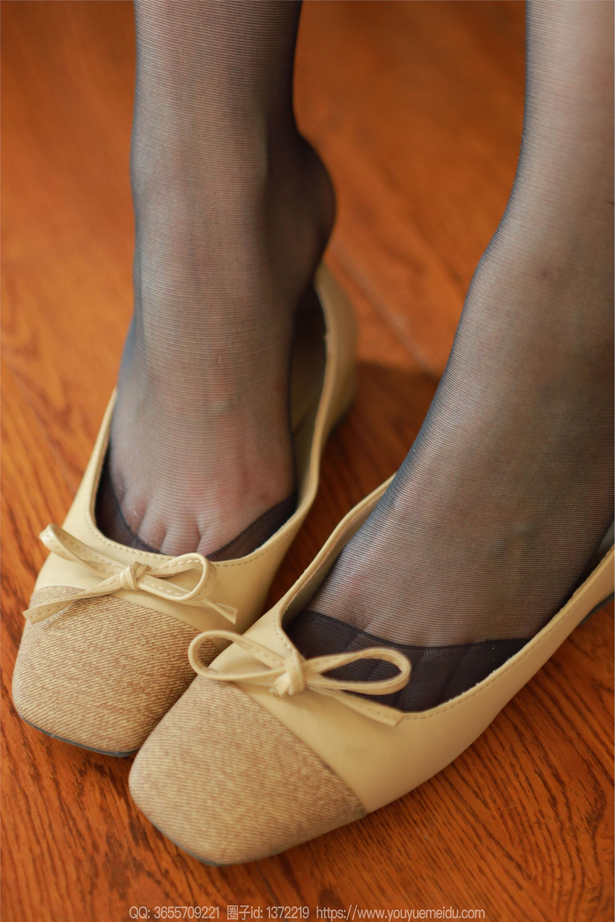 IESS异思趣向  2024.05.01 丝享家 1730 小婕《黑丝短裙（上）》